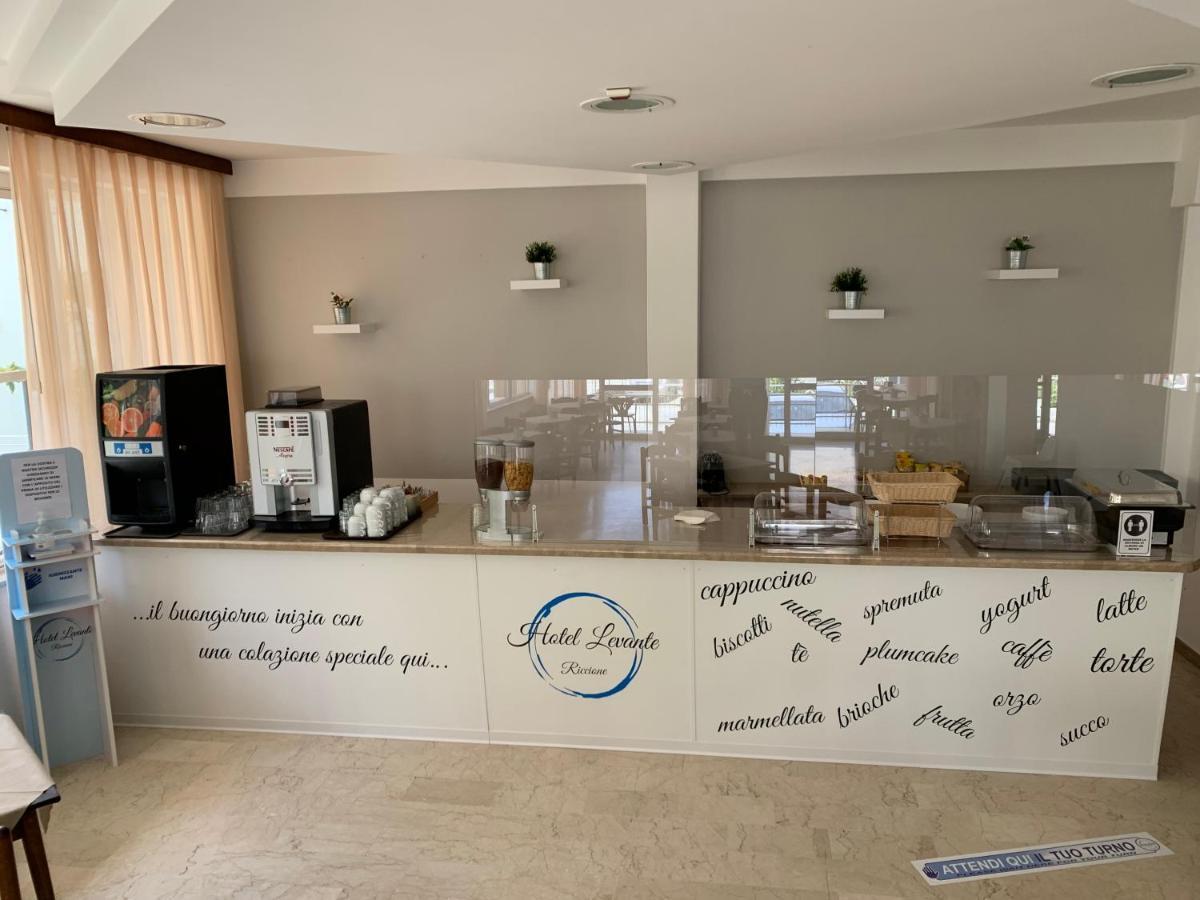 Hotel Levante Convenzionato Aquafan E Oltremare Ричоне Екстериор снимка